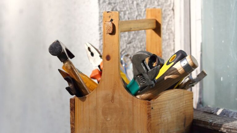 10 Essential Tools for Successful Home Improvement Projects